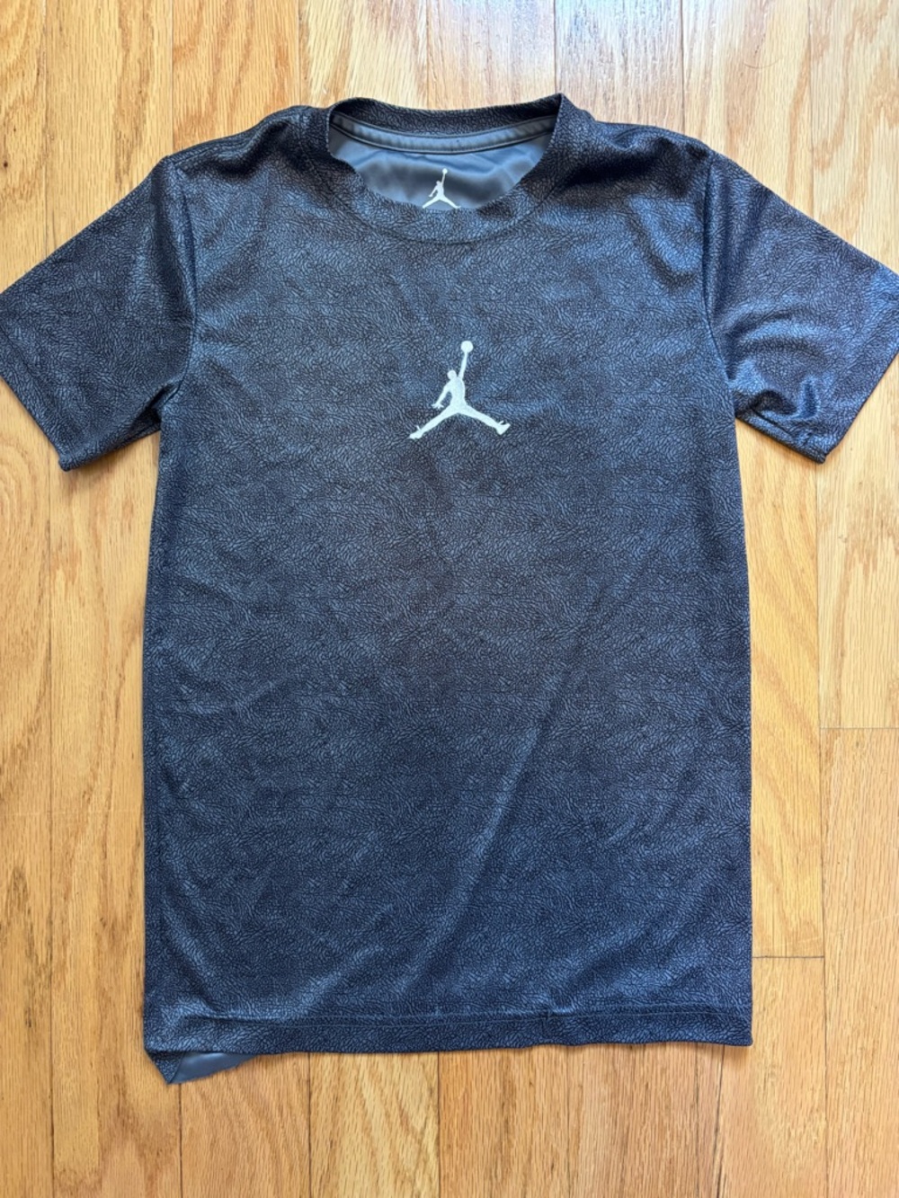 Jordan Black Boys' Short-Sleeve Jumpman Tee